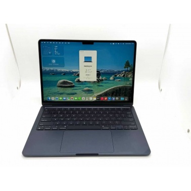 Apple MacBook Air 13.6″ (2022) – M2 Chip Ultralight Laptop