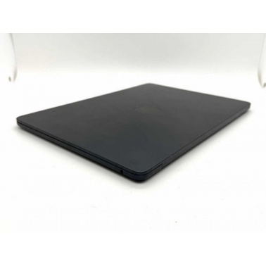 Apple MacBook Air 13.6″ (2022) – M2 Chip Ultralight Laptop