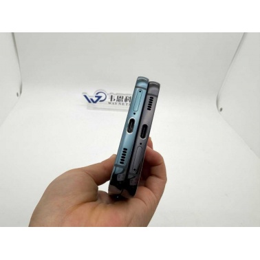 Samsung Galaxy S25 Ultra 5G USA – 6.9 QHD+ AMOLED, Snapdragon 8 Elite, 200MP Camera, 12GB RAM