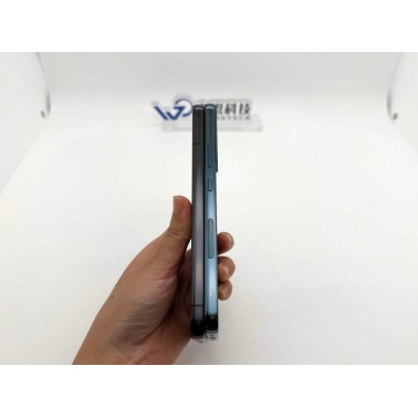 Samsung Galaxy S25 Ultra 5G USA – 6.9 QHD+ AMOLED, Snapdragon 8 Elite, 200MP Camera, 12GB RAM