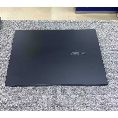 ASUS ZenBook UX540 14 – i7, 16GB RAM, 512GB SSD, MX550, OLED (2022)