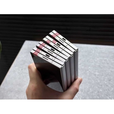 Samsung Galaxy Z Fold6 5G – 7.6 Foldable AMOLED, Snapdragon 8 Gen 3, 12GB RAM