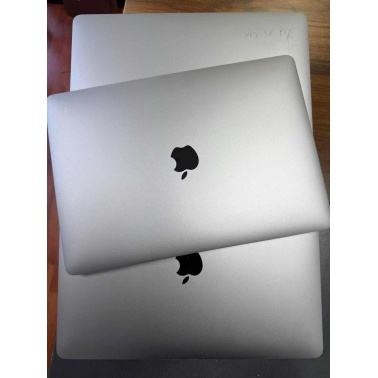 Apple MacBook Air 13-inch 2020 – M1 / Intel, 8GB RAM, 256GB SSD, Lightweight Laptop