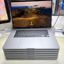 MacBook Pro 16-inch 2019 – Core i7 2.6GHz, 16GB RAM, 512GB SSD (Excellent Condition)